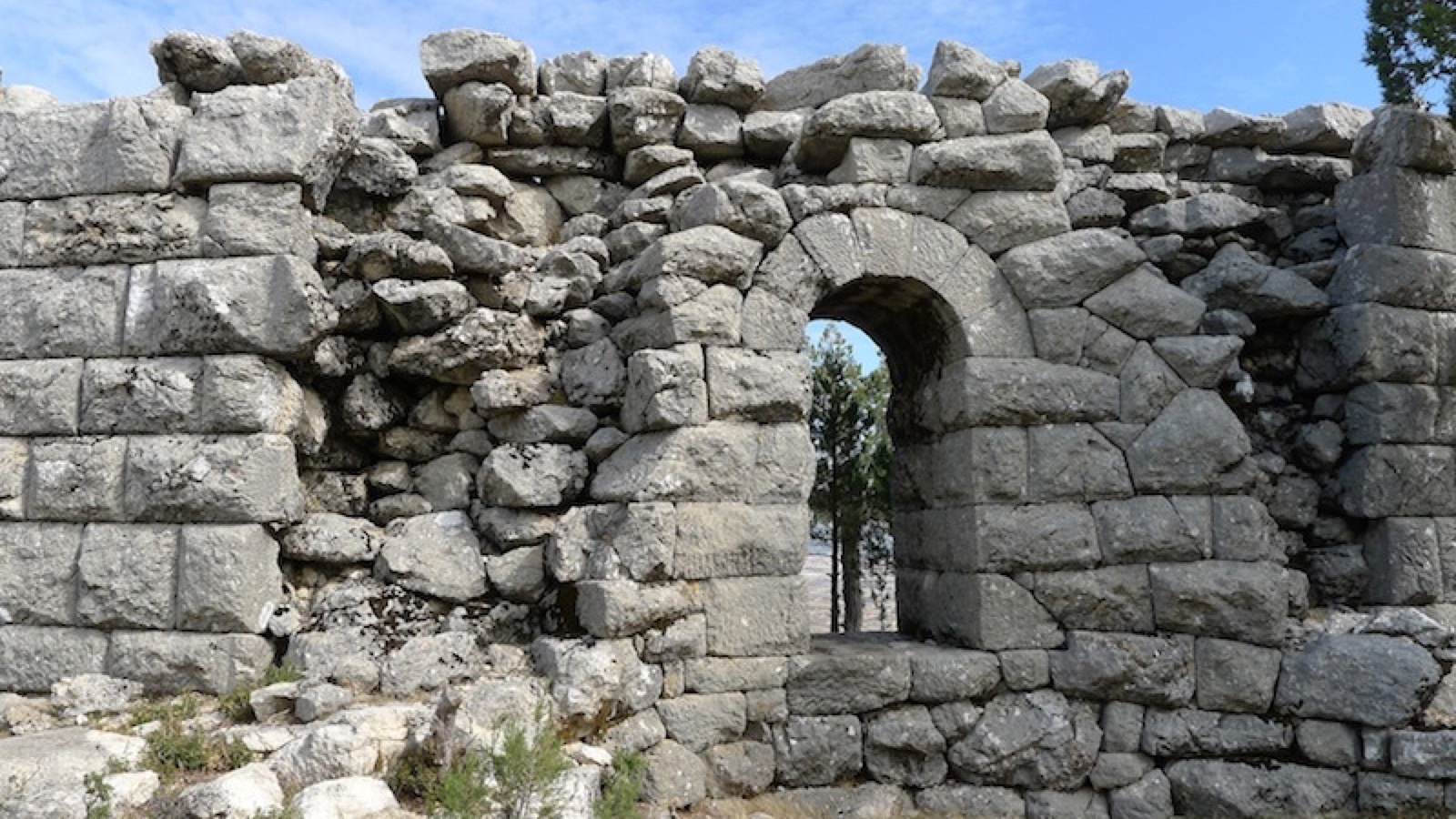 Oenoanda — Diogenes yazıtı