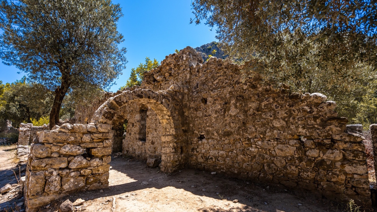 Olympos — Antik kent kalıntıları