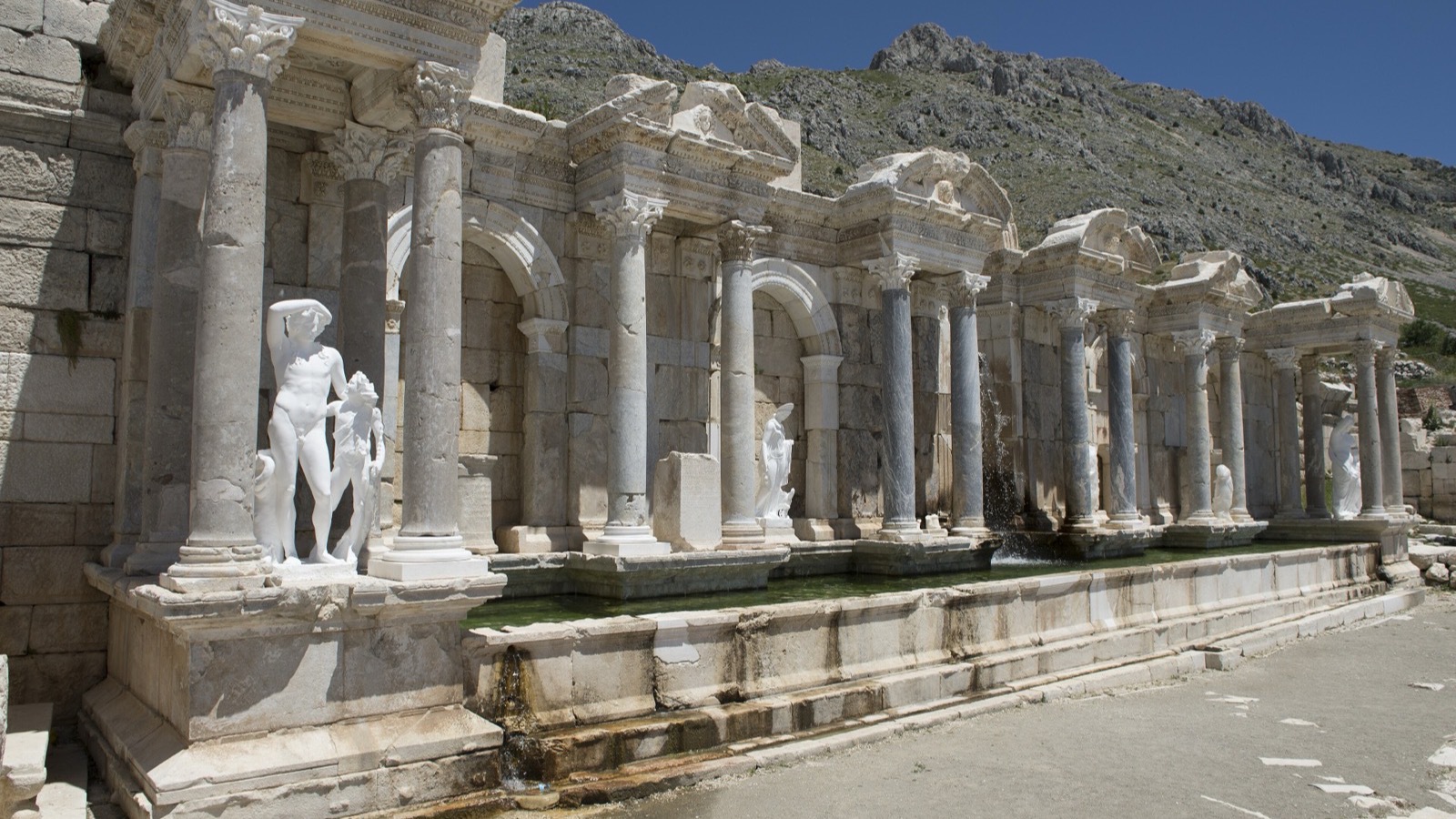 Sagalassos — Antoninler Çeşmesi