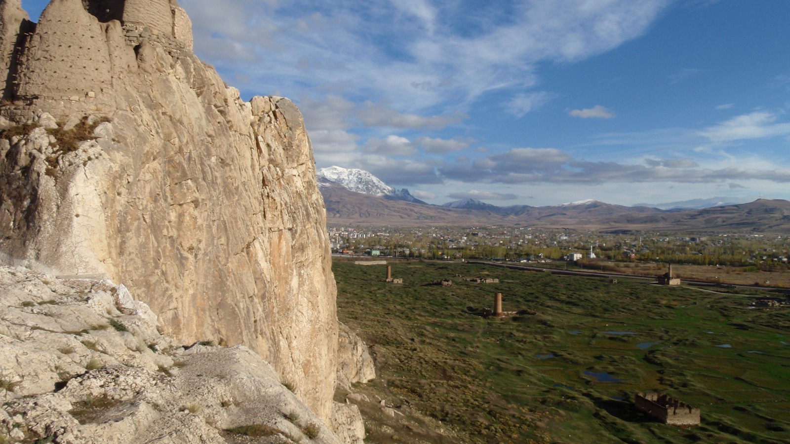 Tuşpa — Van Kalesi